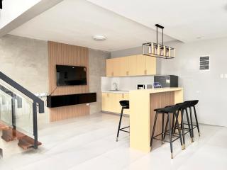 CASA GUADA - Villa & Pool House Staycation - - 8