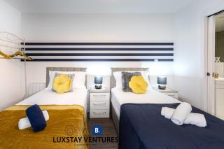 Spacious 2 BR Apartment - 2 Minutes to Station - 10 Minutes to Harry Potter Studios - 30 Minutes to London Euston - Ideal for Families & Business - Free Parking - Watford - 8