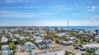 Cloud Nine on Pine - 8