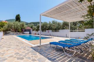 Aretousa Deluxe Apartment - Skopelos Town - 8