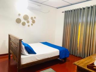 Yoyo holidays Villa - 8