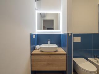 Modern & Functional studio steps from Bosco Verticale & Gae Aulenti - Milan - 1