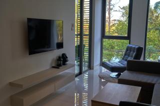 Cassia Residences 1BDR Lake view - - 8