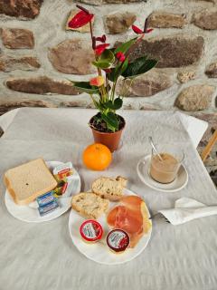 Hostal Mendaurpe - Ituren - 7