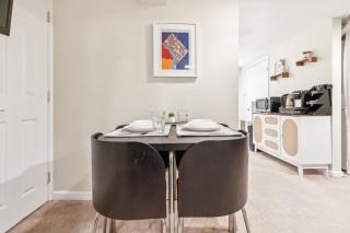 1BR Queen Suite w secure Parking and FiberOptics - Washington - 7
