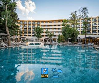 HVD Club Bor Ultra All Inclusive - Private Beach & Free parking - Sunny Beach - 0