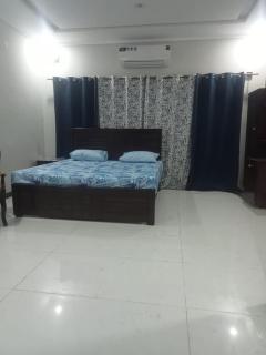 CH Rayzm Family Guest house - Rawalpindi - 2