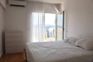 Newly Renovated Spacious Downtown Tivat Apartment - Tivat - 3