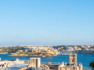 Knights 1500s Palazzino in Valletta - Seaview Rooftop Jacuzzi lounge - 6