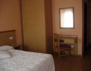 Hotel Reyes De León - Santa María del Páramo - 7