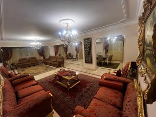 Luxurious, fully furnished and well-equipped apartment with modern amenities, stunning views, and convenient location for remote work or studying from home - Il Cairo - 8