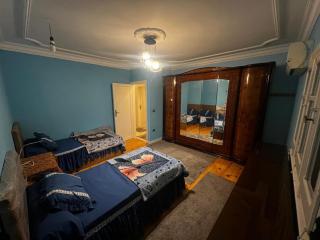 Luxurious, fully furnished and well-equipped apartment with modern amenities, stunning views, and convenient location for remote work or studying from home - 5