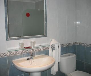 Hotel Reyes De León - Santa María del Páramo - 2