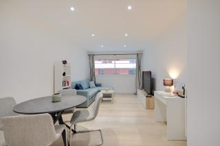 Newly renovated charming downtown apartment - Antibes - 0