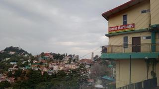 Hotel Harbans - 0