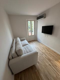 #302-Heart of Vieil Antibes - Place Nationale-High-End Newly Renovated & Furnished Appartment - Antibes - 7