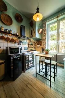 Chambre Bounty, B&B, cuisine privée, lit queen size, terrasse, parking, garage - 9