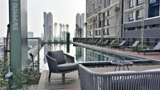 F1-09-22 Fancy HomeTamarind2Queen BedWIFINETFLIXPARKING - 1