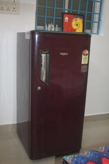 Studio Apartment with private entrance, behind DLF and near L&T, RMZ IT park and close to SRMC & MIOT Hospital - 7