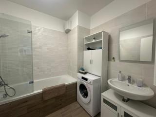 BudaBright 192 #FreeParking - Budapest - 6