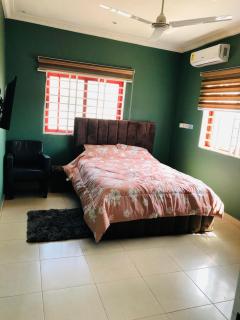 Franco joy AIR B&B - Amasaman - 1