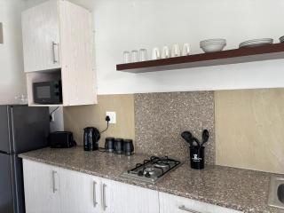 First Avenue FULLY HALAAL Apartment - Granny Flat - Cidade Do Cabo - 7