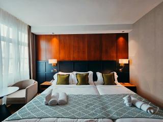 Moon Hotel - 6
