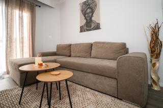 LakeSide Apartment - 1