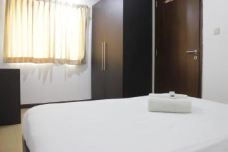 Deluxe & Comfy 2BR at Braga City Walk Apartment By Travelio - Bandung - 7