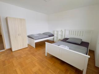 Ferienwohnung Adelsried 2 - 5