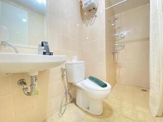 Spacious 2BR Corner Apartment at Parahyangan Residence near UNPAR By Travelio - 3