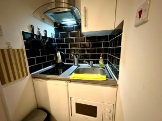 Bright Studio Flat in City Centre - Londra - 2