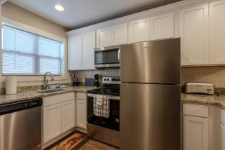 3BR WALK-IN with Loft - Pool - Lake Access - FREE TICKETS INCLUDED - RH230B - Branson - 4