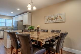3BR WALK-IN with Loft - Pool - Lake Access - FREE TICKETS INCLUDED - RH230B - Branson - 3