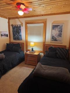 The Moose Lodge at Crystal Mountain - 4