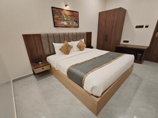 Light House Suite Hubli - 6