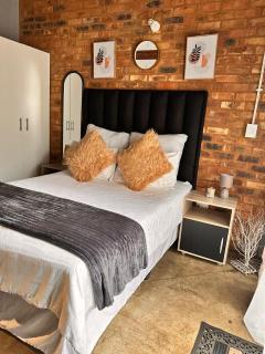 Cosy mini happy place - Johannesburg - 6