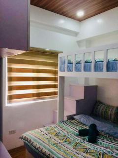 Greenwoods Travel Lodge Condotel - 8