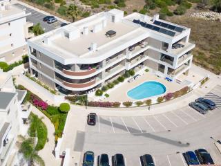Porto de Mos 105 by Destination Algarve - Lagos - 9