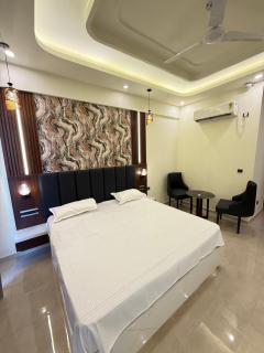 Snooze and Stay Omaxe Hazratganj - Lucknow - 0
