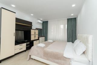 Central Family Apartment & MiRent - 1