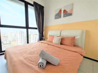 Urban Suites, 2 Rooms, 5 Pax, Free Car Park - 1