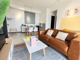 Urban Suites, 2 Rooms, 5 Pax, Free Car Park - Jelutong - 4