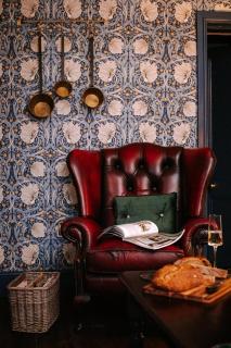 Bronte's Rest - Detached Elegant Cottage in Historic Old Town with Garden - Scarborough - 0