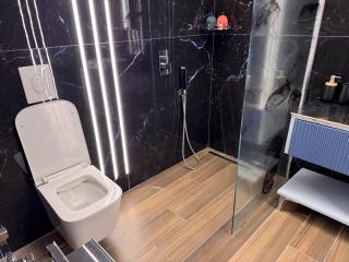 Safari Apartments - 6