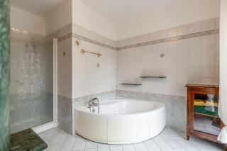 Emerald House - Milan - 9