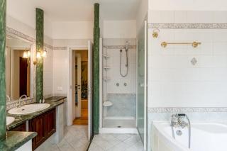 Emerald House - Milan - 7