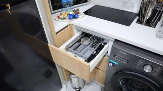 Serene Masdar 1BR Pool and Quick Airport Access - Abu Dhabi - 5