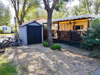 Bungalow Camping 4 etoiles, 6 personnes, climatisation, parking, piscine, Wi-Fi - Hyères - 9