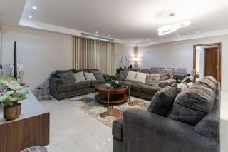 Luxury and Spacious 3BR Apartment 10min haram Nabawi - Medina - 4